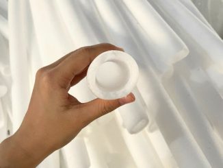 ong-xop-pe-tron-gia-re