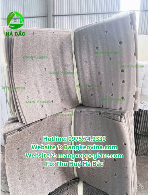 tam-mut-duc-lo-foam-den-2mm